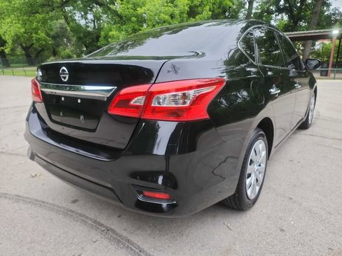 Used 2019 Nissan Sentra S FWD image 7