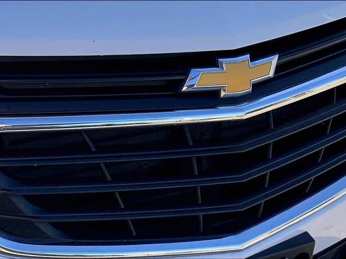 Certified 2021 Chevrolet Equinox LS w/ LS Convenience Package image 28