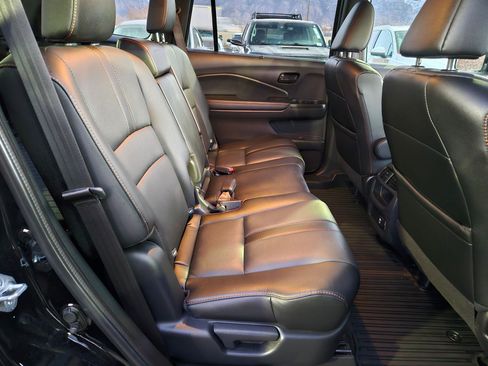 Used 2023 Honda Passport TrailSport image 33