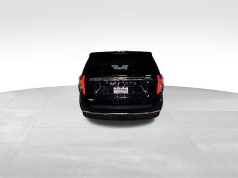 Used 2023 Chevrolet Suburban LT w/ Luxury Package AWD/4WD image 8