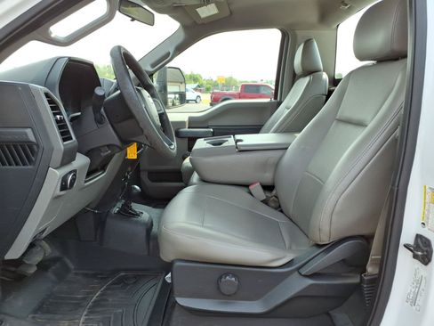 Used 2017 Ford F350 XL AWD/4WD image 13