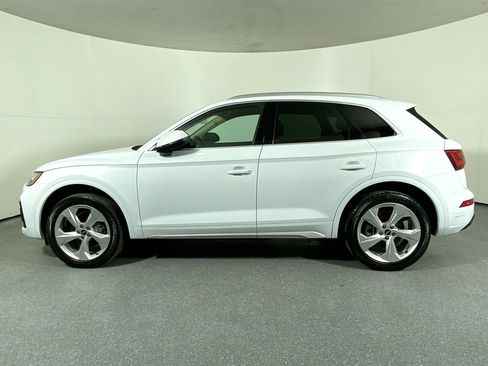 Used 2021 Audi Q5 Premium Plus w/ Premium Plus Package image 30