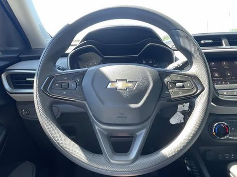 Used 2021 Chevrolet TrailBlazer LS FWD image 20