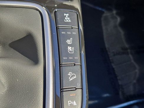 New 2026 Kia Seltos SX image 24