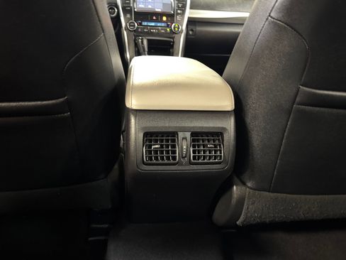 Used 2015 Toyota Camry XSE w/ Moonroof Package FWD image 33