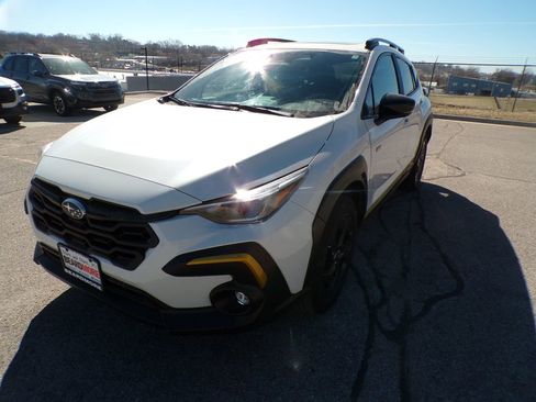 Used 2025 Subaru Crosstrek 2.5i Sport w/ Crosstrek Mirror Package image 1
