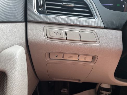 Used 2016 Hyundai Sonata SE FWD image 21