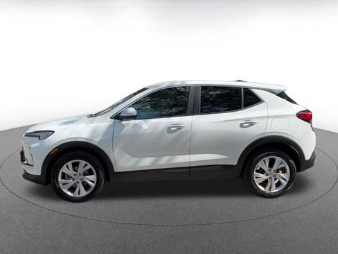 Used 2025 Buick Encore GX Preferred FWD image 9