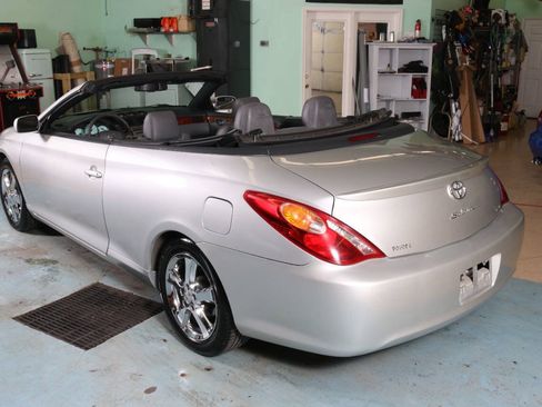Used 2006 Toyota Solara SLE FWD image 24