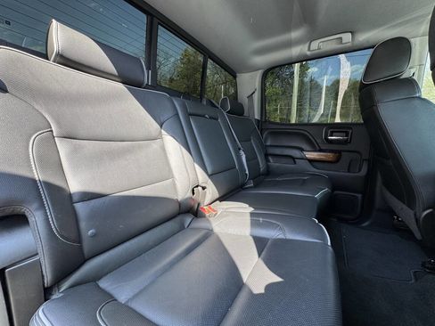 Used 2017 Chevrolet Silverado 2500 High Country w/ Duramax Plus Package AWD/4WD image 28