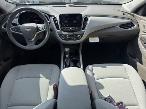 Used 2023 Chevrolet Malibu LS FWD image 16