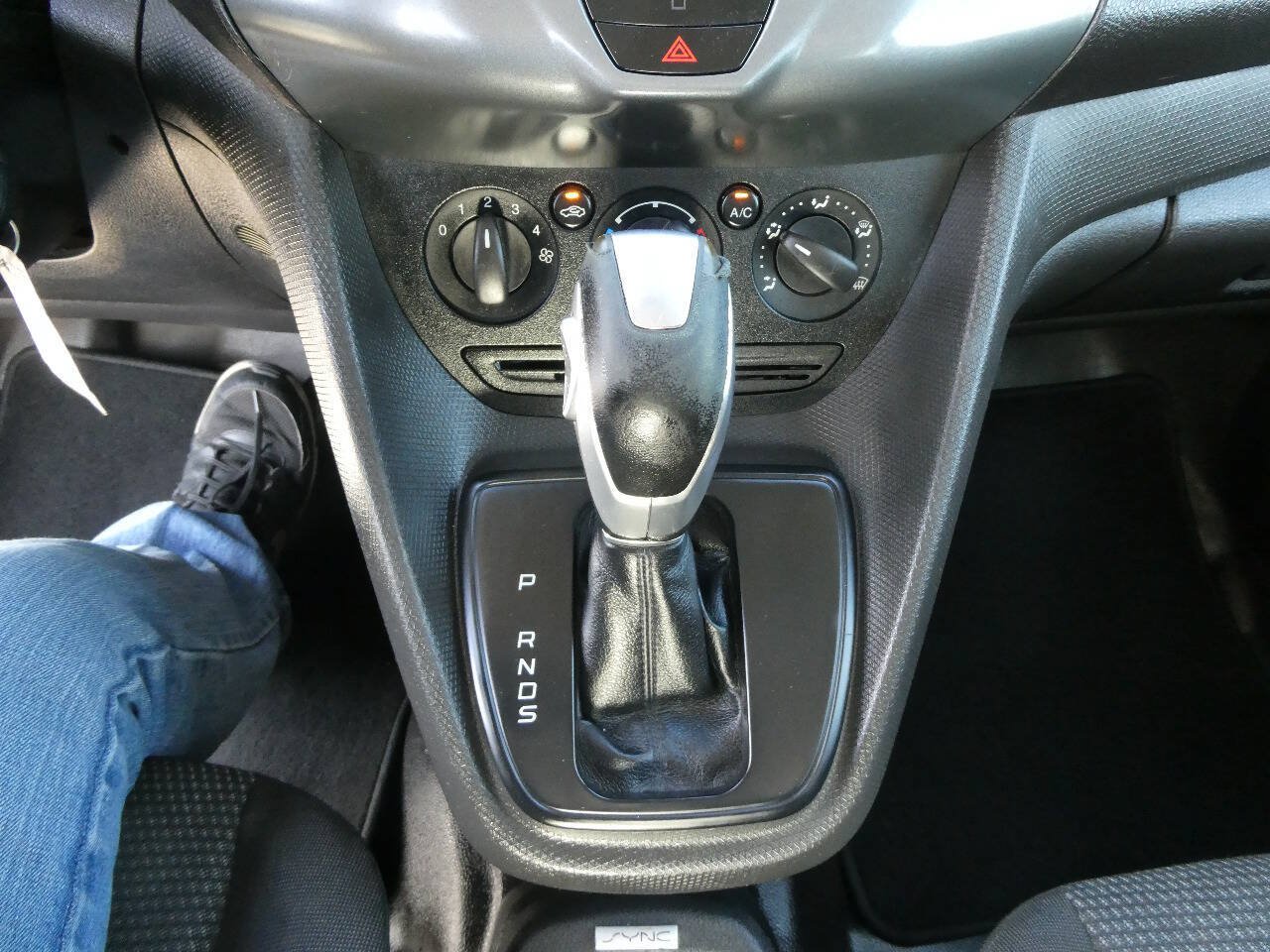 Used 2016 Ford Transit Connect XL FWD image 20