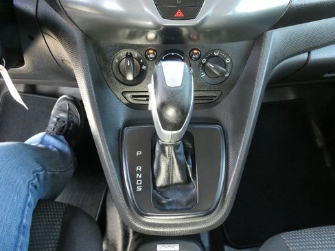 Used 2016 Ford Transit Connect XL FWD image 20