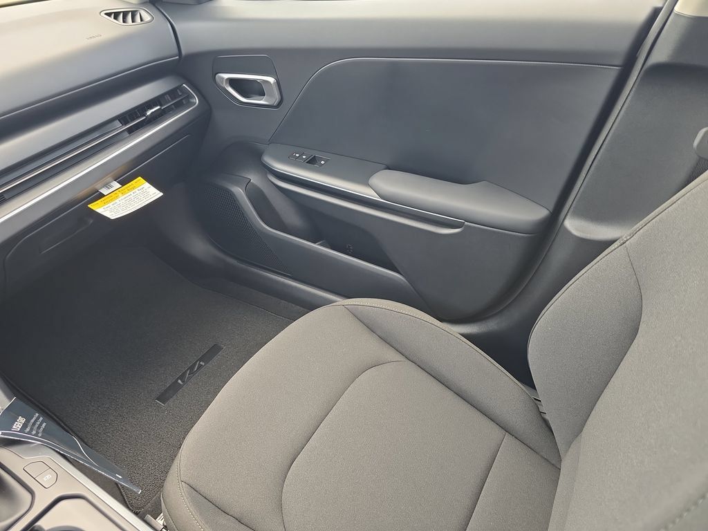 New 2026 Kia K4 FWD image 15