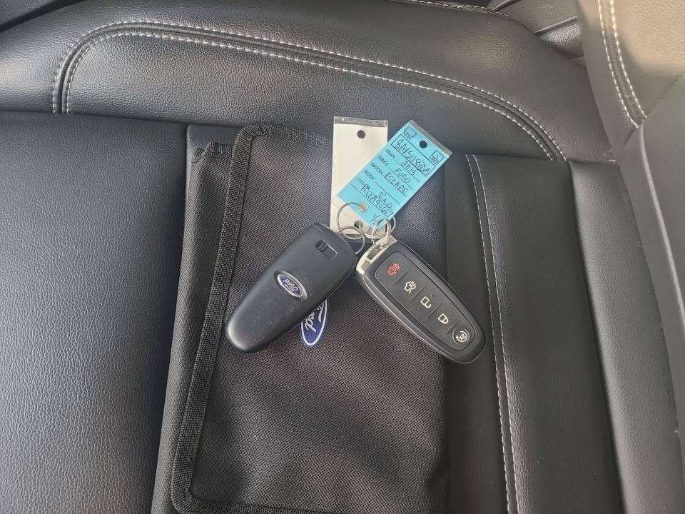 Used 2019 Ford Escape SEL FWD image 34