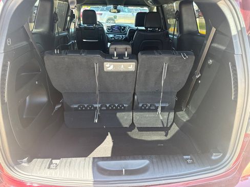 Used 2019 Chrysler Pacifica Touring-L Plus w/ S Appearance Package FWD image 12