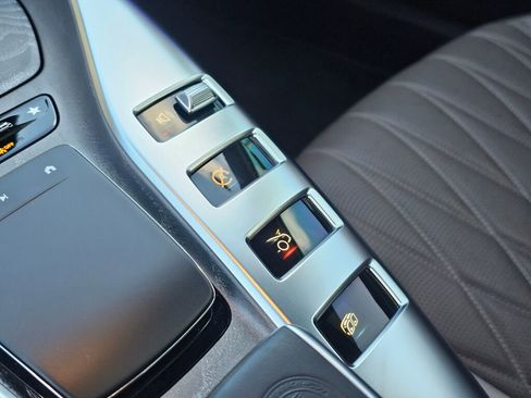 Used 2022 Mercedes-Benz AMG GT 43 image 37