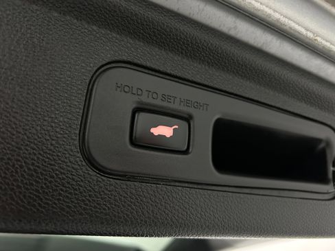 Used 2019 Honda Odyssey Elite image 39