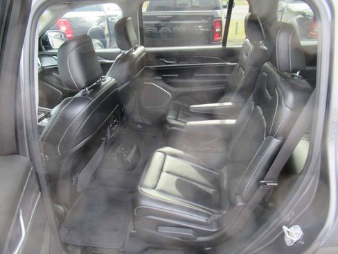 Used 2021 Jeep Grand Cherokee L Limited image 38