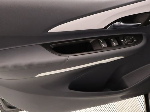 Used 2017 Chevrolet Bolt LT image 15