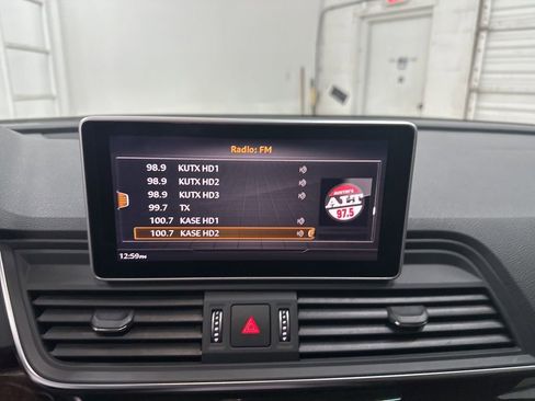 Used 2020 Audi Q5 2.0T Premium Plus w/ Premium Plus Package image 14