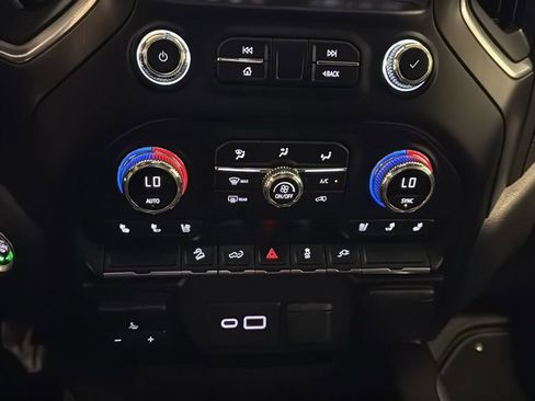 Used 2021 GMC Sierra 1500 AT4 AWD/4WD image 26