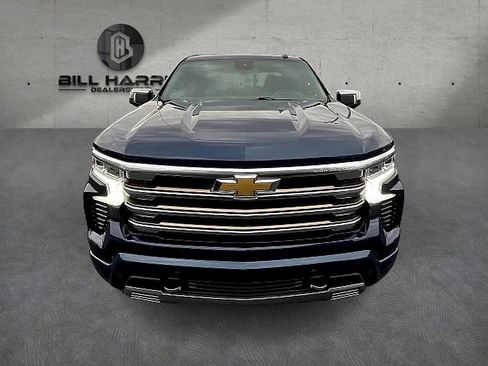 Used 2022 Chevrolet Silverado 1500 High Country image 2