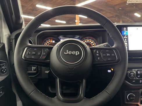 New 2026 Jeep Gladiator Mojave image 17