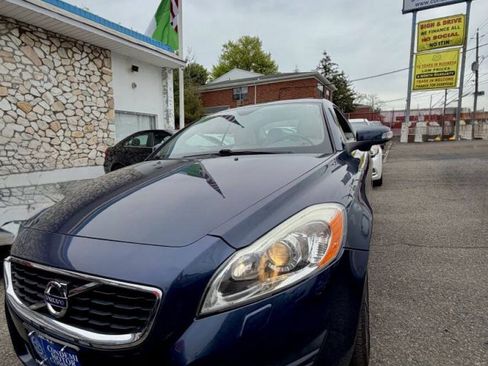 Used 2012 Volvo C70 T5 FWD image 5