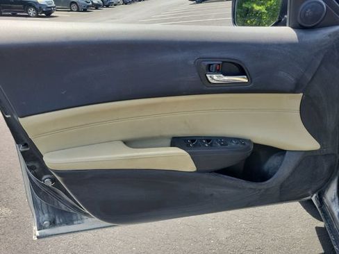 Used 2013 Acura ILX w/ Premium Package FWD image 37