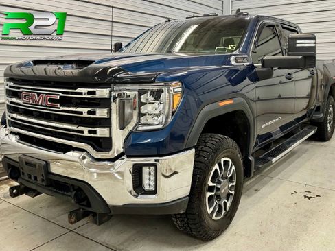 Used 2021 GMC Sierra 2500 SLE w/ SLE Value Package; AWD/4WD image 1