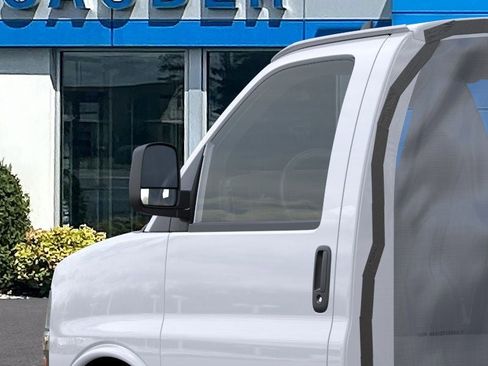 New 2025 Chevrolet Express 3500 w/ Power Convenience Package image 15