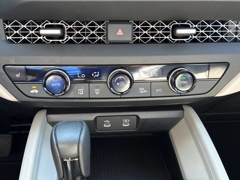 Certified 2025 Honda Accord SE image 25
