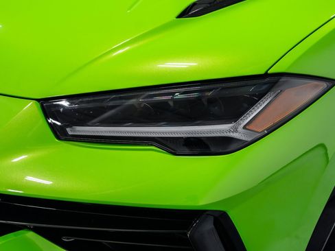 Used 2023 Lamborghini Urus Performante image 35