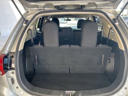 Used 2019 Mitsubishi Outlander ES image 29