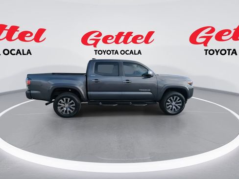 Used 2022 Toyota Tacoma Limited image 9