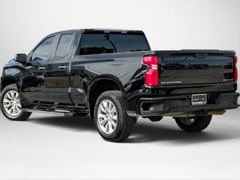 Used 2020 Chevrolet Silverado 1500 Custom w/ Custom Value Package RWD image 8