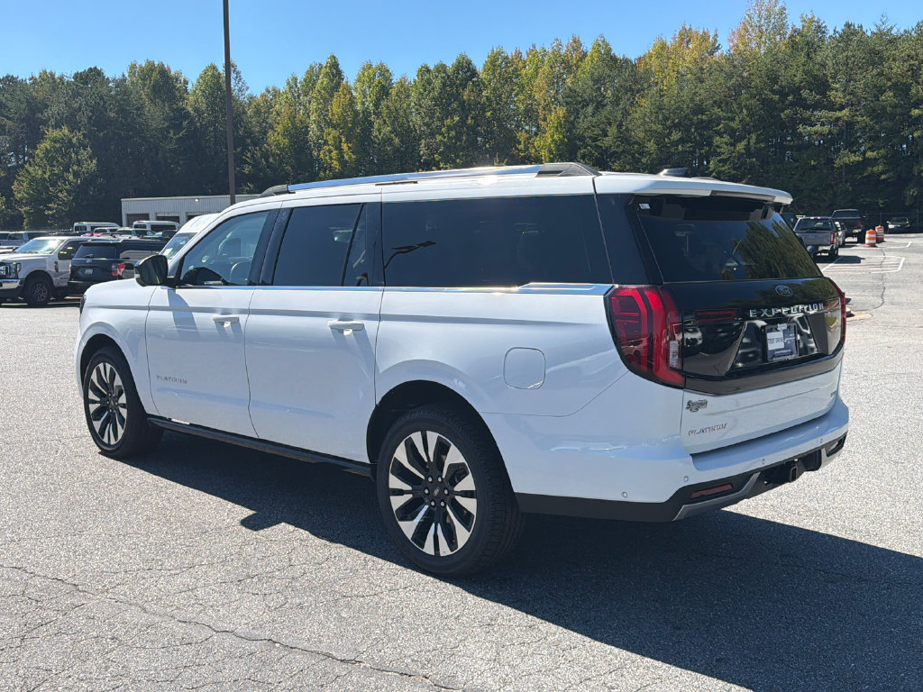 Used 2025 Ford Expedition Max Platinum w/ Driver's Package AWD/4WD image 5