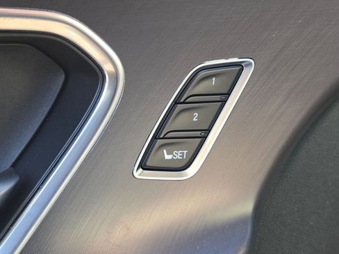 Certified 2025 Acura RDX SH-AWD image 25