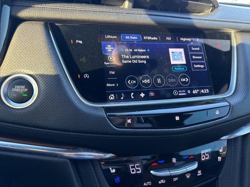 Used 2021 Cadillac XT5 Premium Luxury w/ LPO, Floor Liner Package image 10