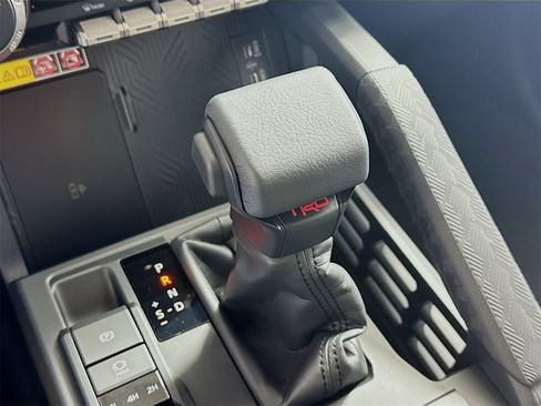 New 2025 Toyota 4Runner TRD Off-Road Premium image 11