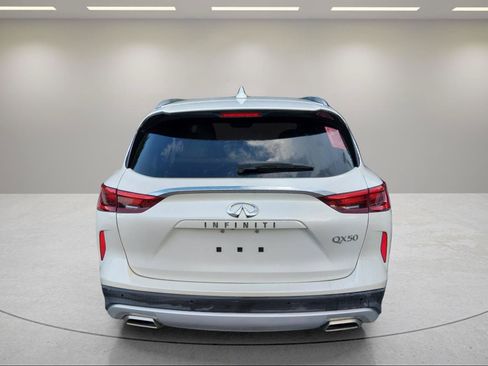 Used 2021 INFINITI QX50 Essential w/ Convenience Package FWD image 11