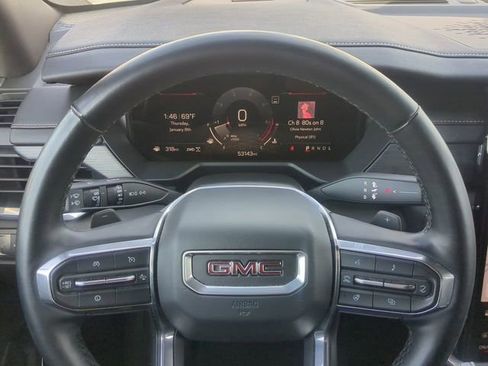 Used 2024 GMC Acadia Elevation image 34