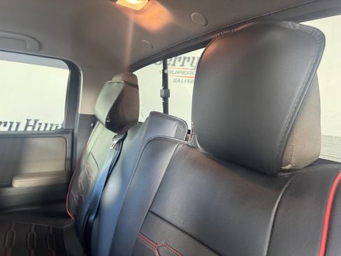 Used 2022 Nissan Frontier SV w/ Technology Package AWD/4WD image 11