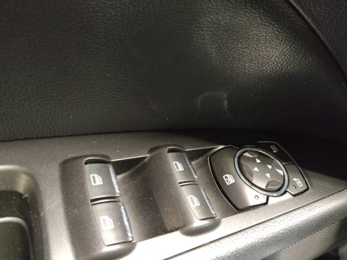 Used 2018 Ford Fusion SE w/ Fusion SE Technology Package FWD image 27