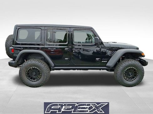 New 2025 Jeep Wrangler Willys image 8