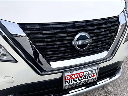 Certified 2022 Nissan Rogue Platinum w/ Head-Up Display Package image 29