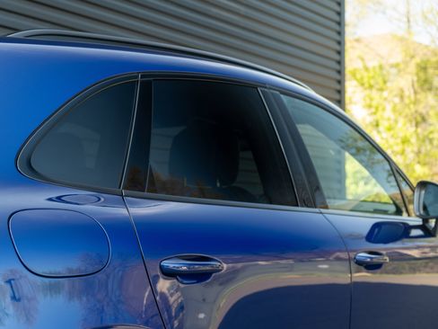 New 2026 Porsche Macan Turbo AWD/4WD image 44