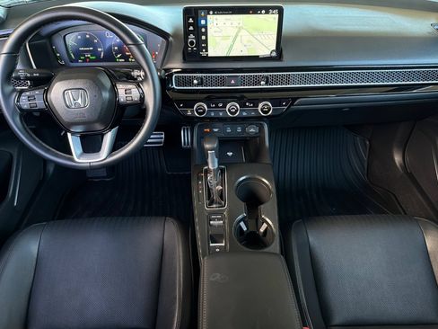 Used 2025 Honda Civic Sport image 15