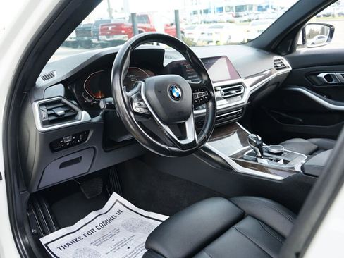 Used 2020 BMW 330i Sedan w/ Convenience Package image 11